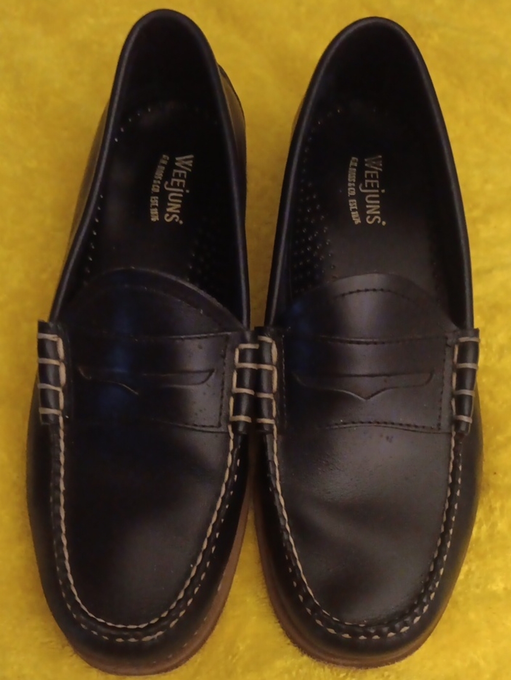 Weejuns Men's NAVY Leather Penny Loafers